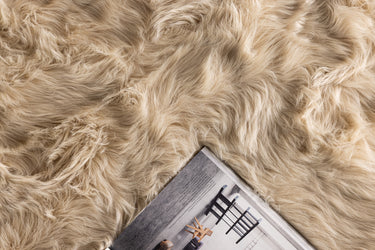 Katty Plys Tæppe - Beige