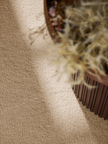 Elle Decoration - Puristic Uldtæppe - 106320 Beige (Rundt)