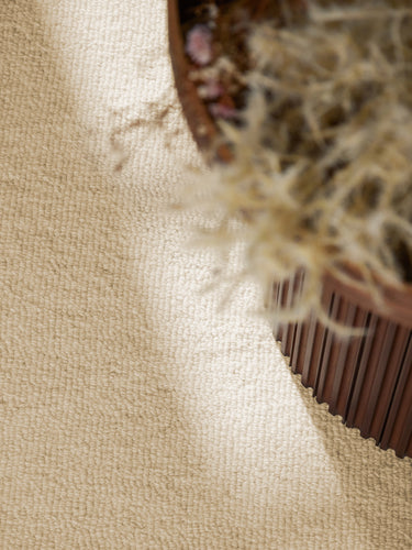 Elle Decoration - Puristic Uldtæppe - 106319 Lys Beige (Rundt)