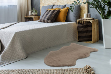 Cosy Sheepskin Tæppe - 525 Taupe