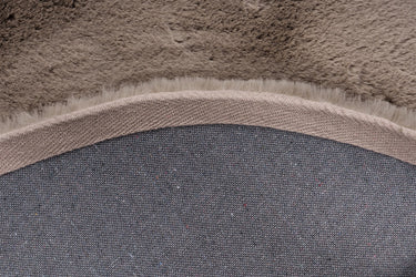 Rabbit Light Tæppe - 525 Taupe (Rundt)