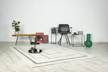 Trendy Carving Tæppe - 402 Beige Silver