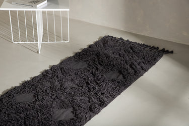 Hilma tæppe - Dark Grey
