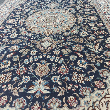 Naiin fine sherkat m/silke  168x262