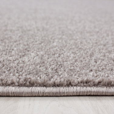 Ensfarvet  tæppe - Ata 7000 Beige