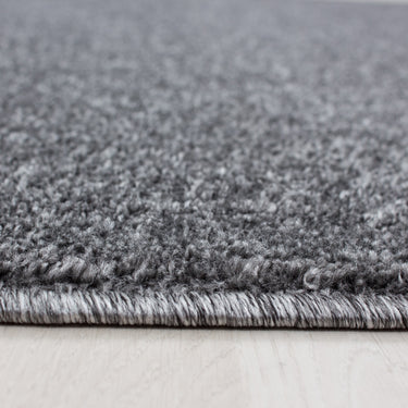 Ensfarvet  tæppe - Ata 7000 Grey