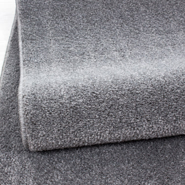 Ensfarvet  tæppe - Ata 7000 Light Grey