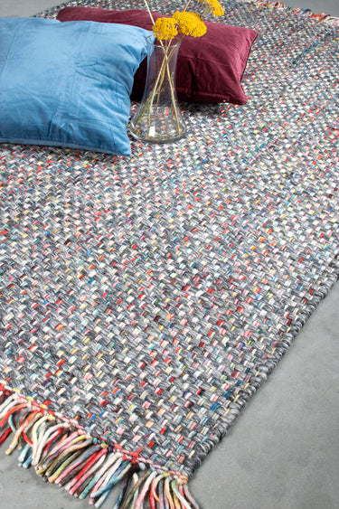 Leeds tæppe -Dark grey  Multi
